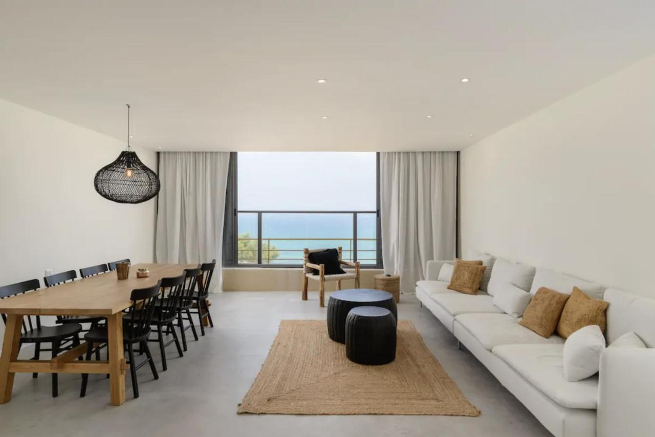 Stylish & Spacious 3 Bedroom Apartment By The Sea Netanya Exterior photo