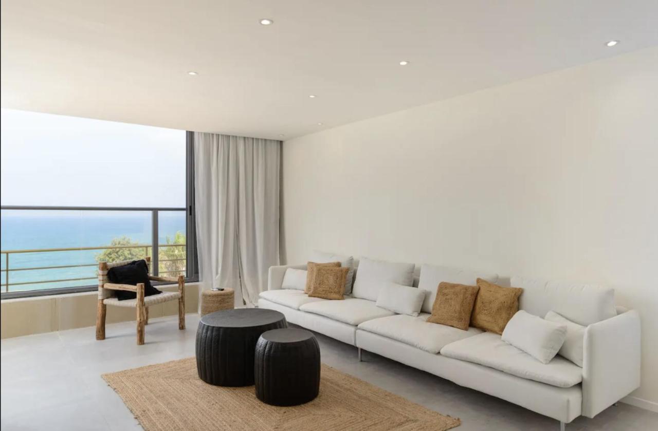 Stylish & Spacious 3 Bedroom Apartment By The Sea Netanya Exterior photo